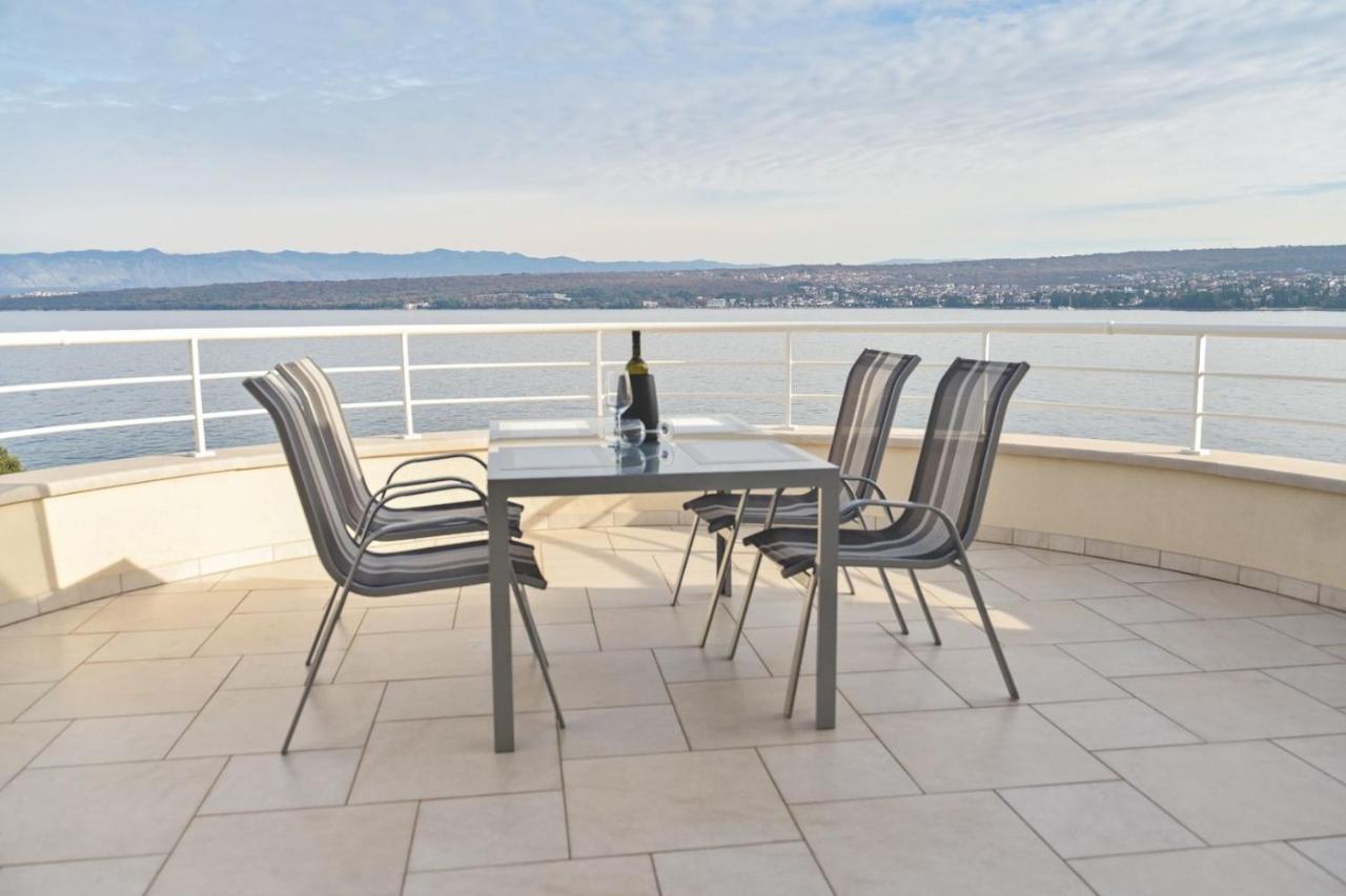 Luxury Apartments Villa Tunera Porat  Kültér fotó