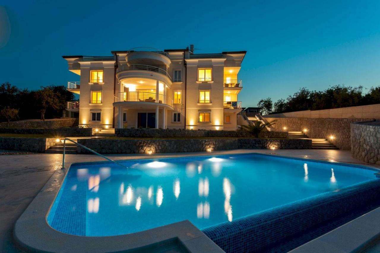 Luxury Apartments Villa Tunera Porat  Kültér fotó